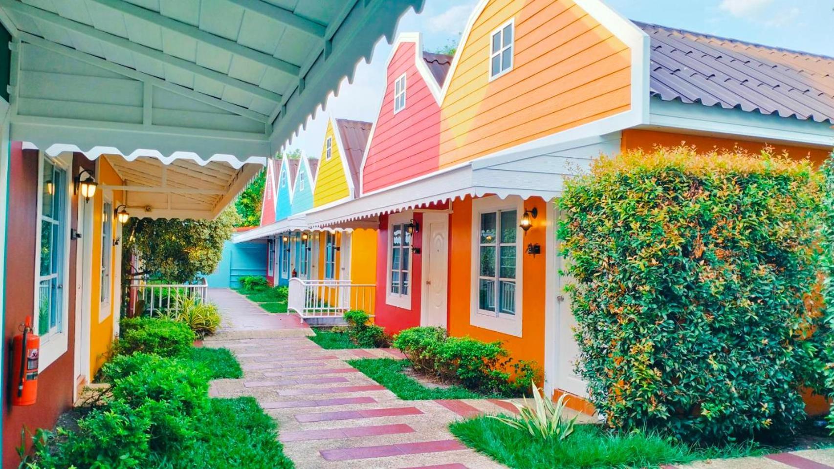 סקון נקהון Color Ville Hotel Sha Certified מראה חיצוני תמונה