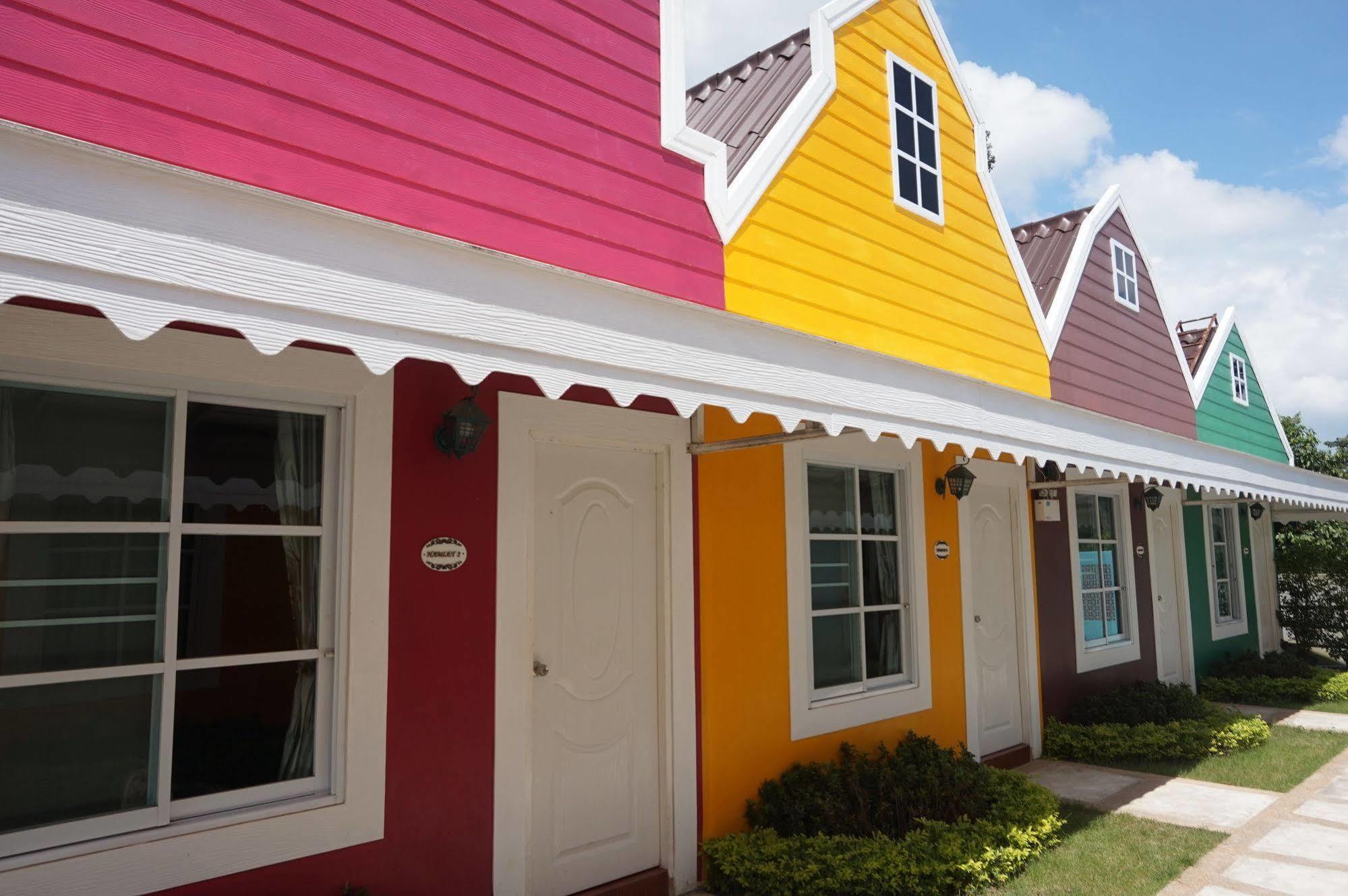סקון נקהון Color Ville Hotel Sha Certified מראה חיצוני תמונה